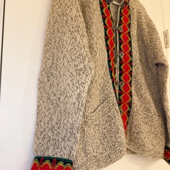 Hand-Knitted Danish Wool CardiganNordic Folk100% Pure WoolS–M Fit